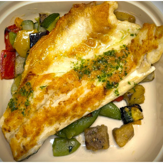 Lubina a la plancha con verduritas asadas