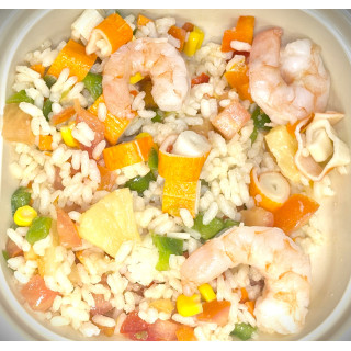 Ensalada tropical con arroz